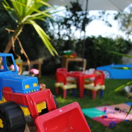 アパートホテル Olga Lounge 4*