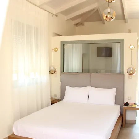 Olga Lounge アパートホテル 4*