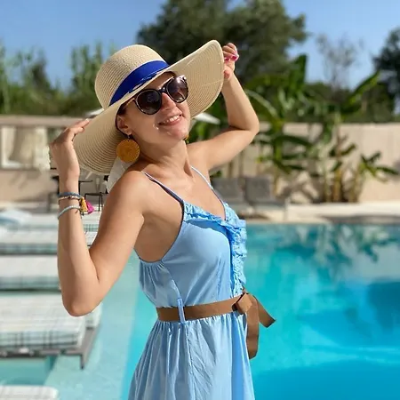 Olga Lounge 4*