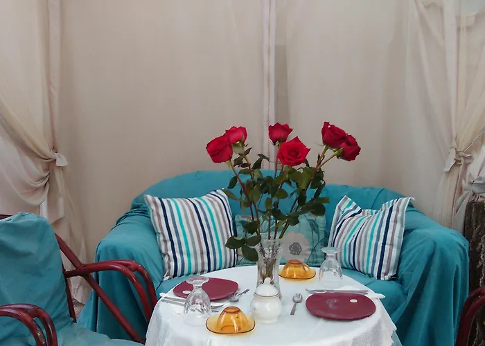 Olga Lounge